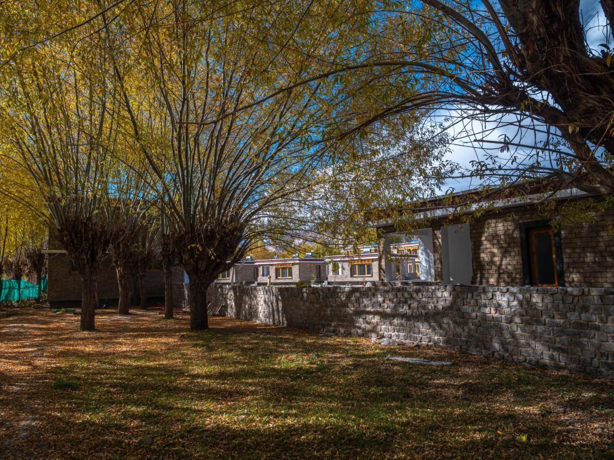 Le Mentok Wellness Resort Leh Exterior foto